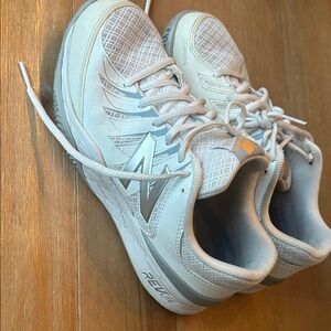 New Balance 1006 Rev lite White and Gray Cross Trainer turf Shoes